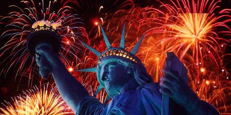 Fireworks behind the statue of liberty 